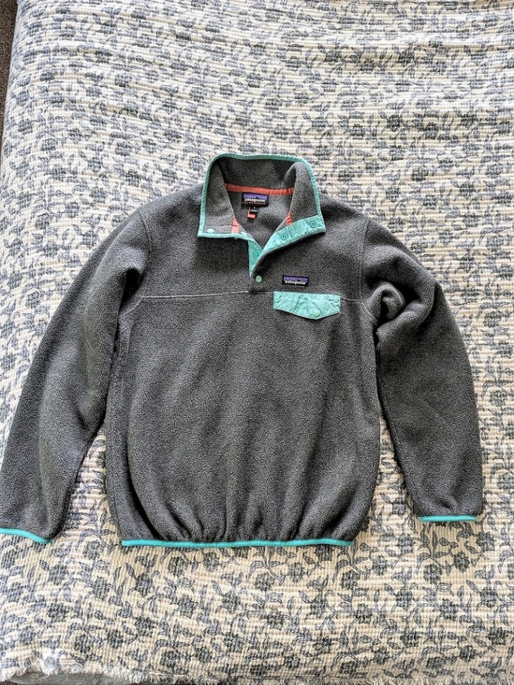 Patagonia Synchilla Fleece Pullover Gray & TEAL Women's Small